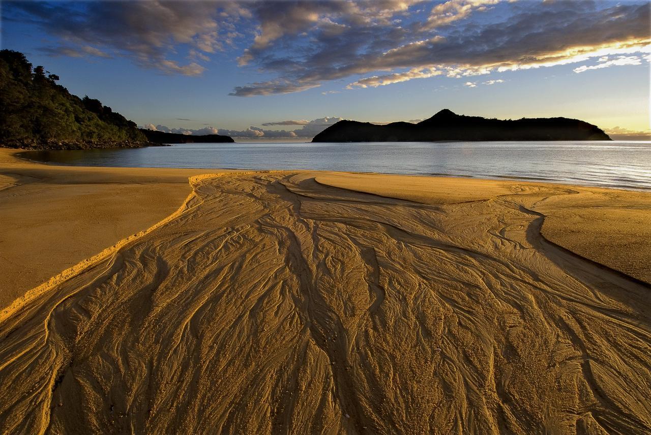 Abel Tasman Lodge Марахау Екстериор снимка
