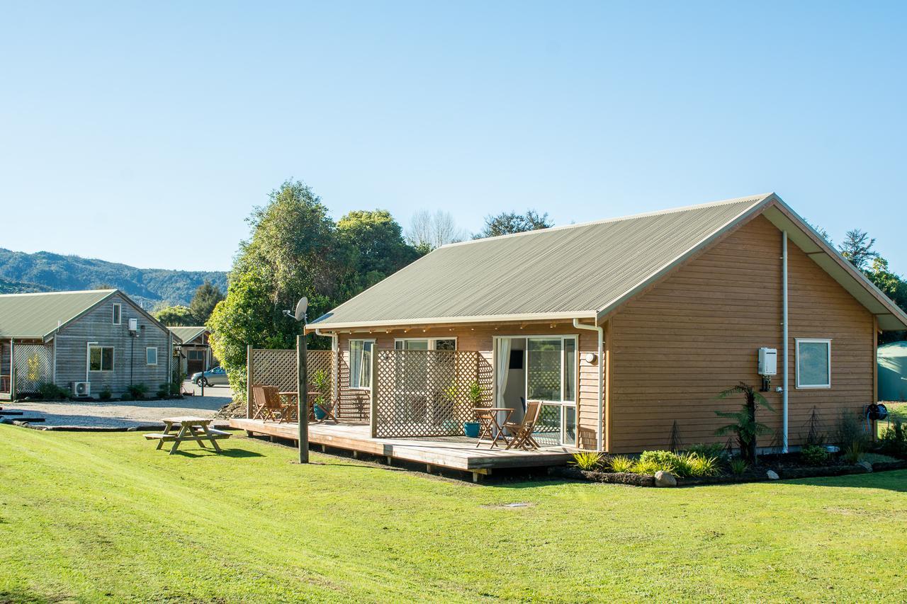 Abel Tasman Lodge Марахау Екстериор снимка
