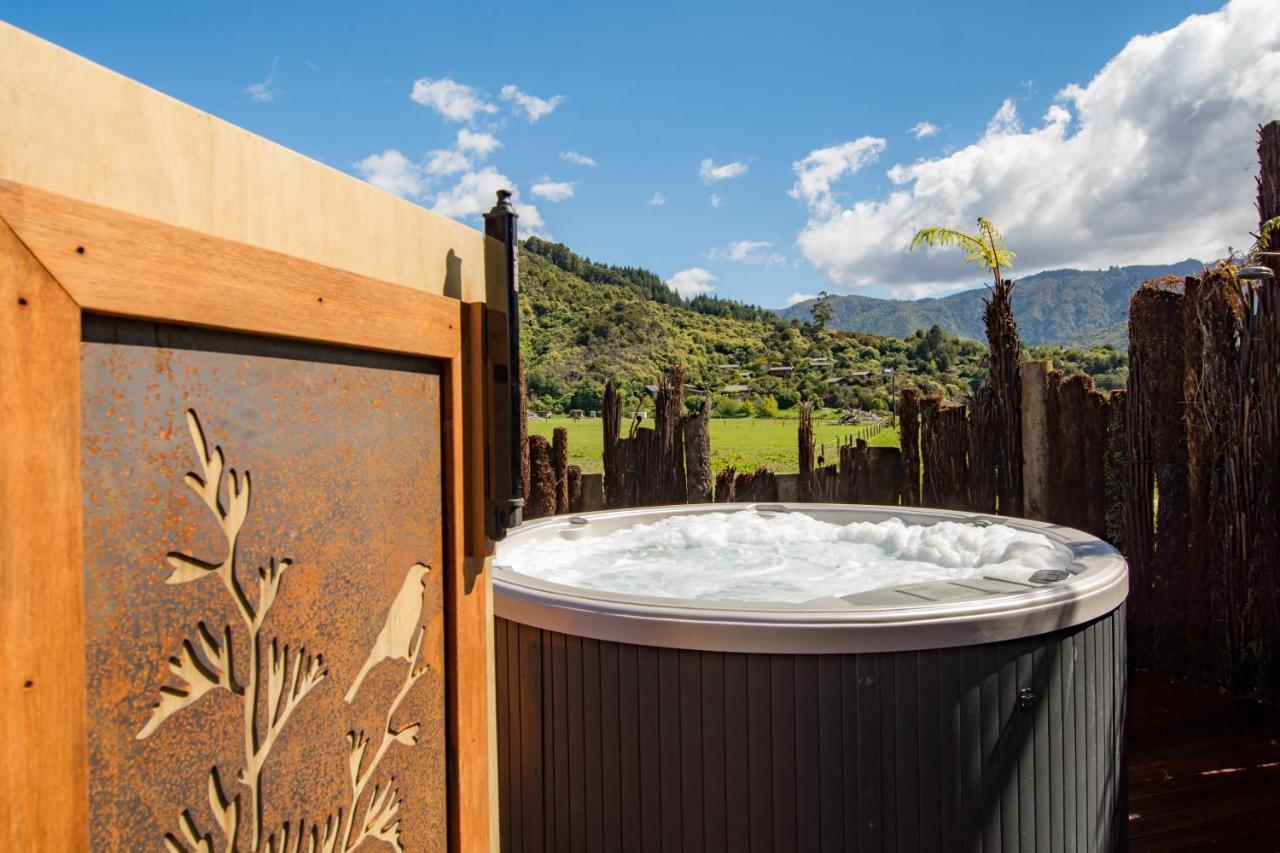 Abel Tasman Lodge Марахау Екстериор снимка